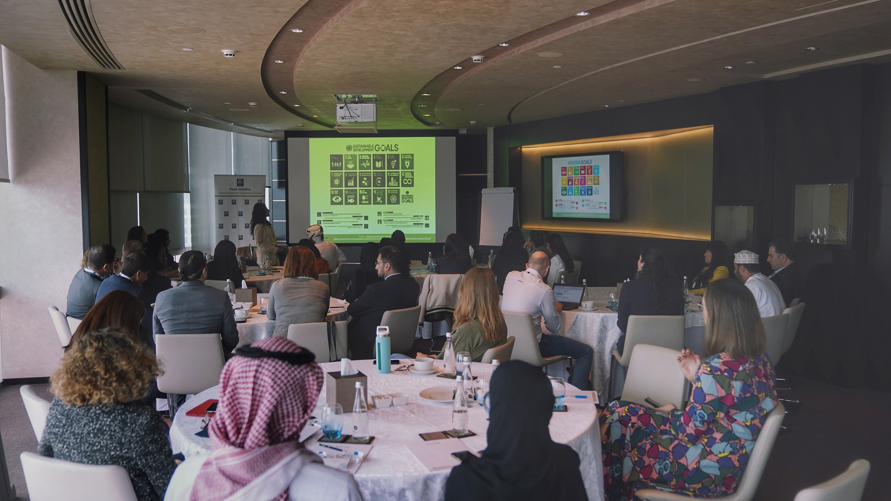 مبادرة “بيرل” تعرف الشركات بدور “القيم المشتركة” في تعزيز تنافسيتها وخدمة مجتمعها